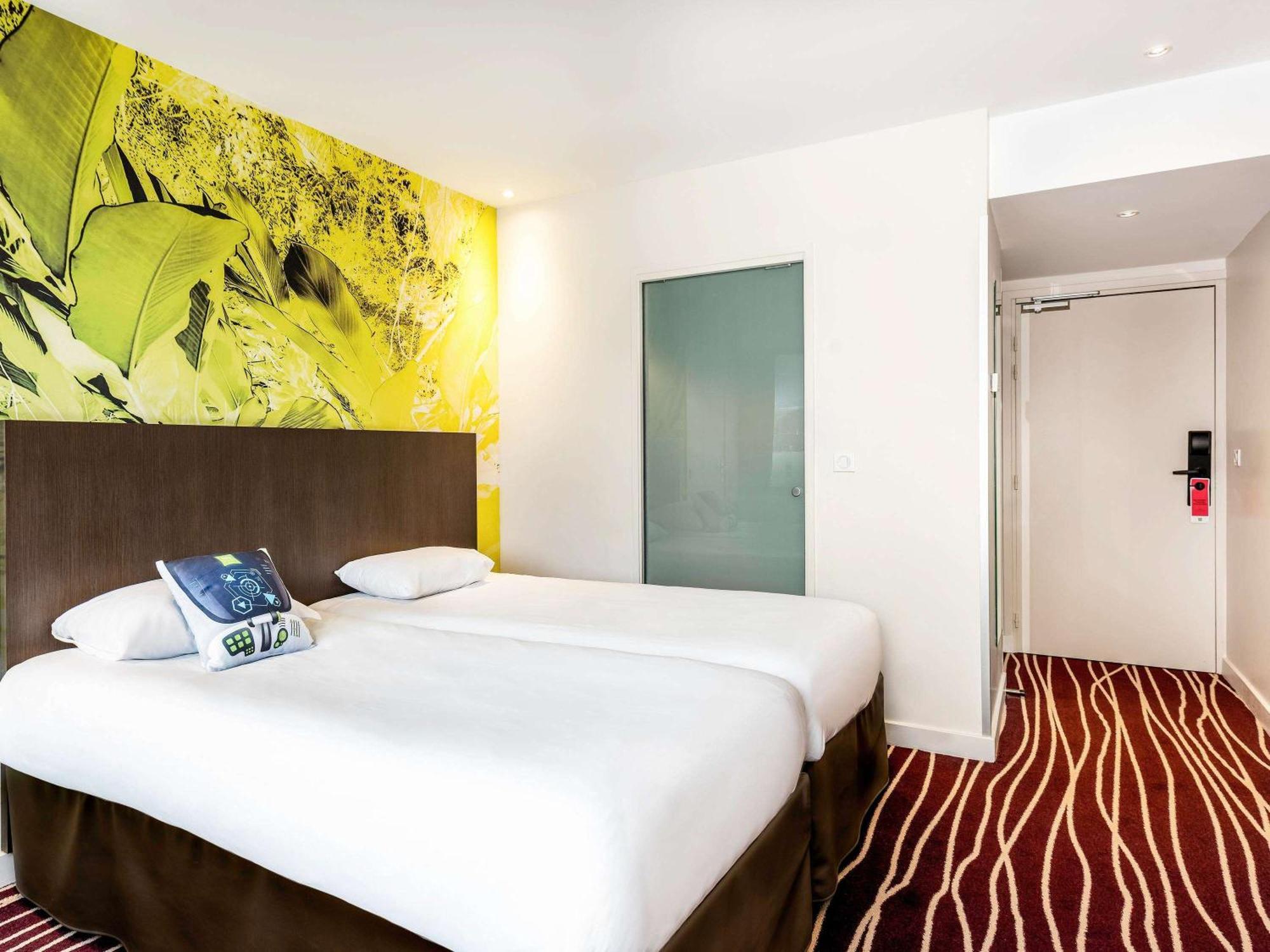 Ibis Styles Saint Julien En Genevois Vitam Hotel Neydens Exterior photo