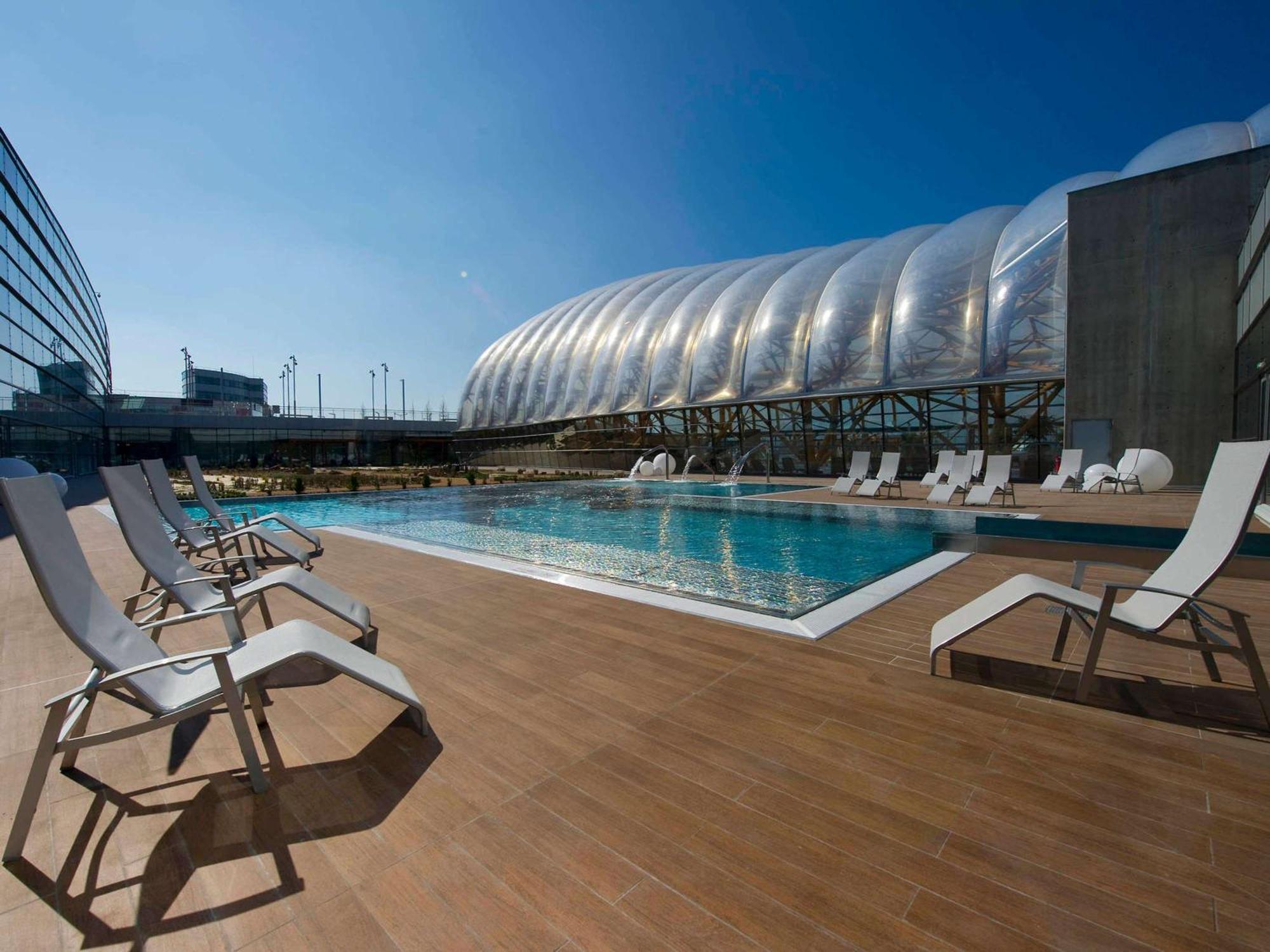Ibis Styles Saint Julien En Genevois Vitam Neydens Exterior photo