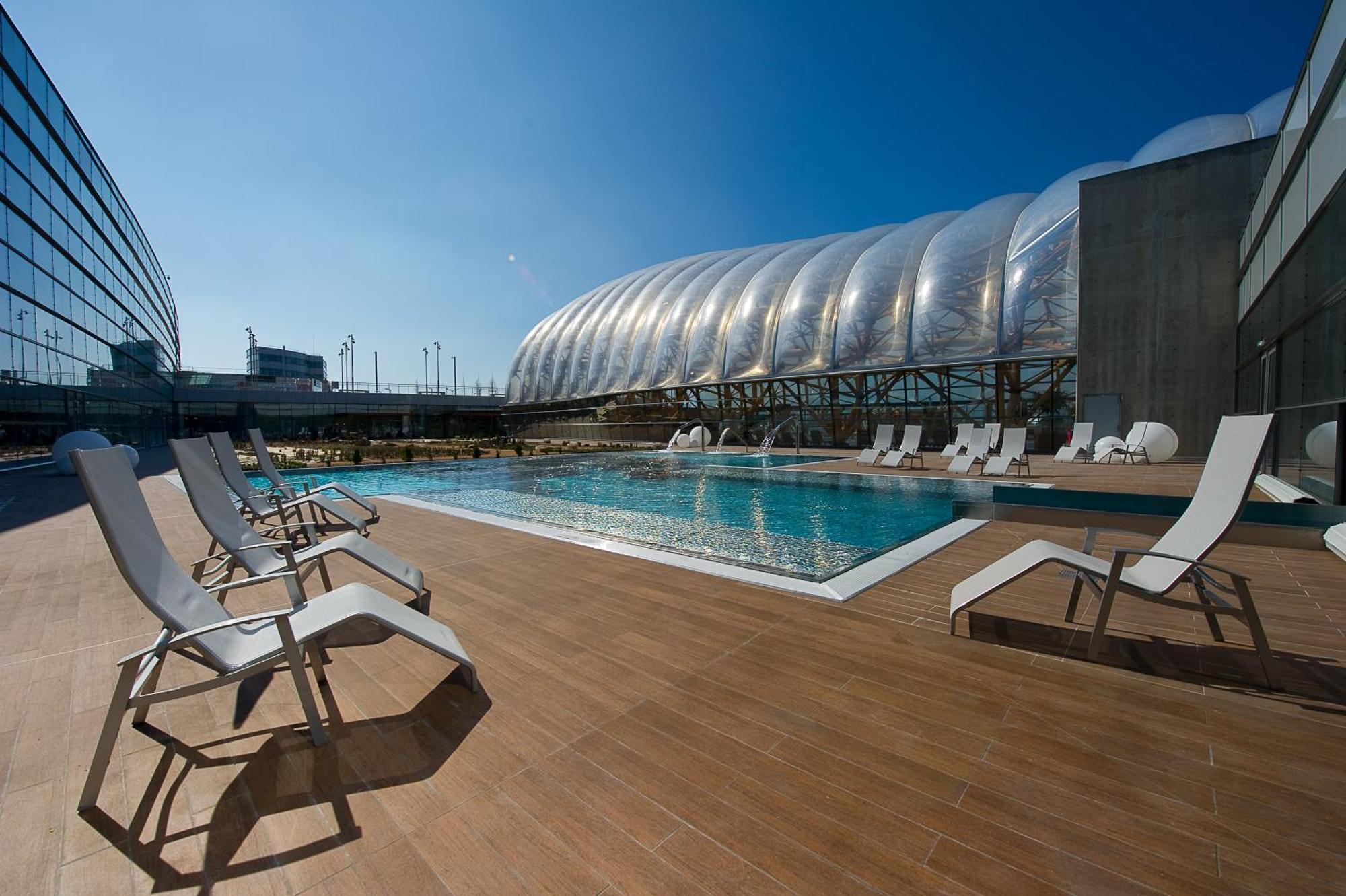 Ibis Styles Saint Julien En Genevois Vitam Neydens Exterior photo