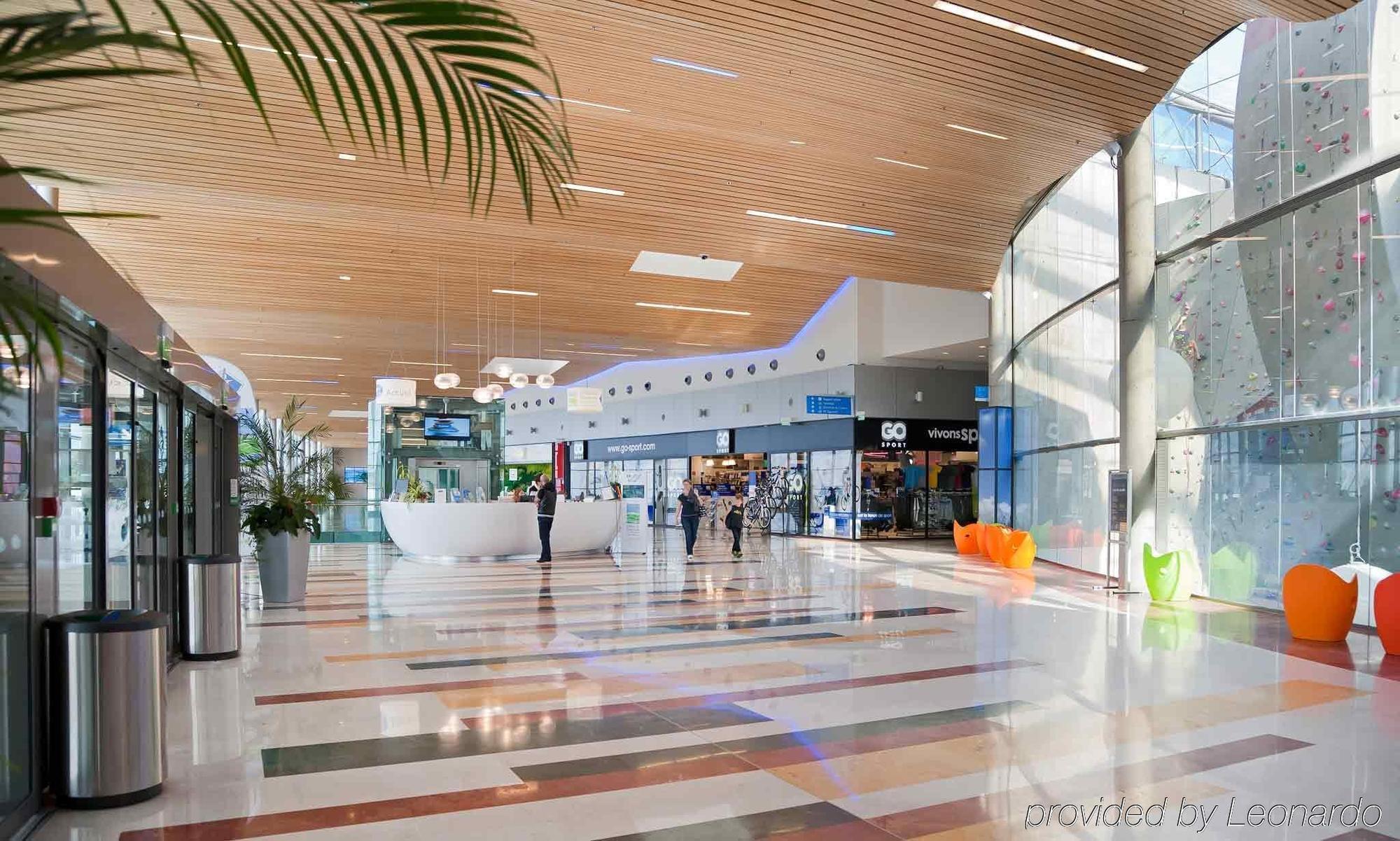 Ibis Styles Saint Julien En Genevois Vitam Neydens Exterior photo