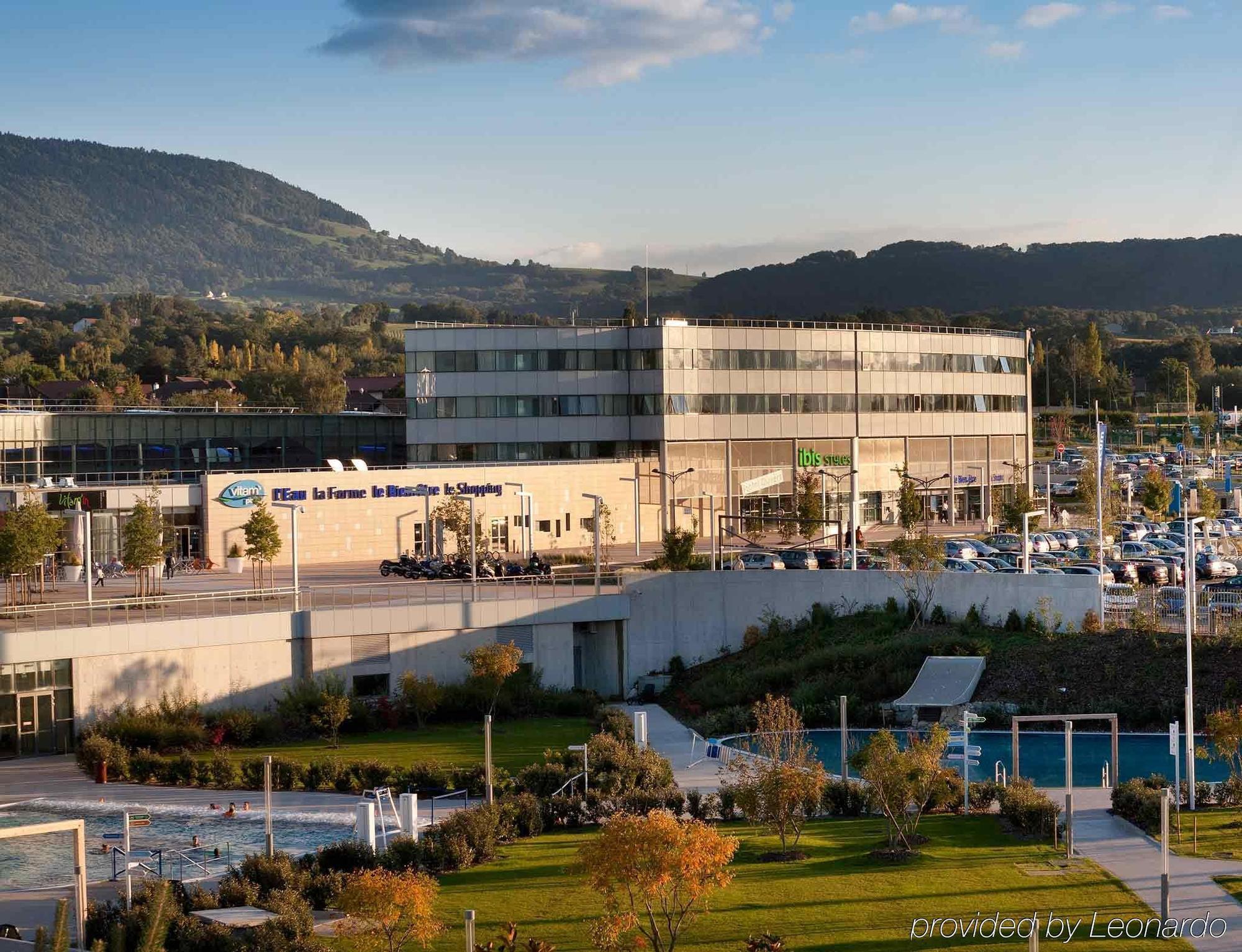 Ibis Styles Saint Julien En Genevois Vitam Neydens Exterior photo