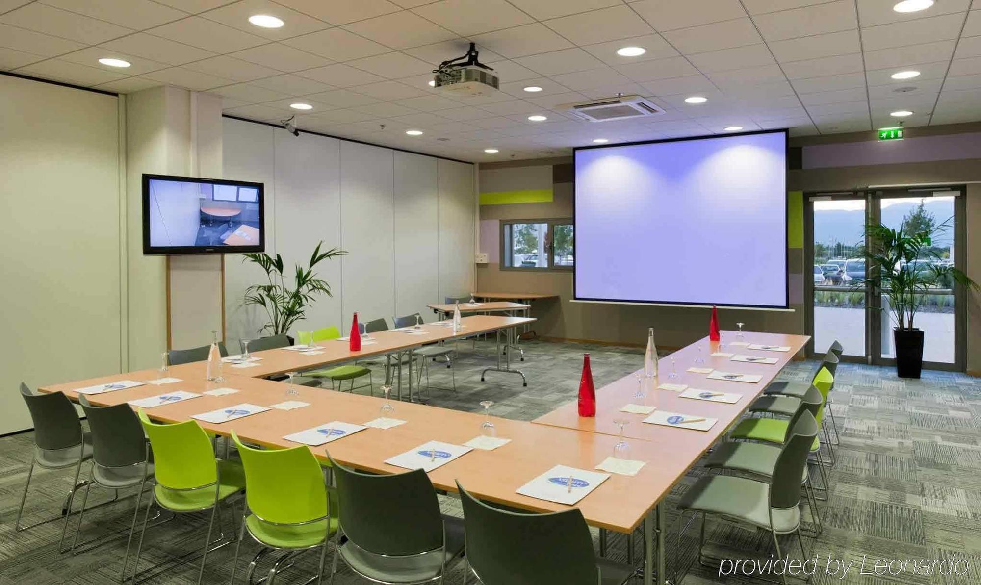 Ibis Styles Saint Julien En Genevois Vitam Neydens Business photo