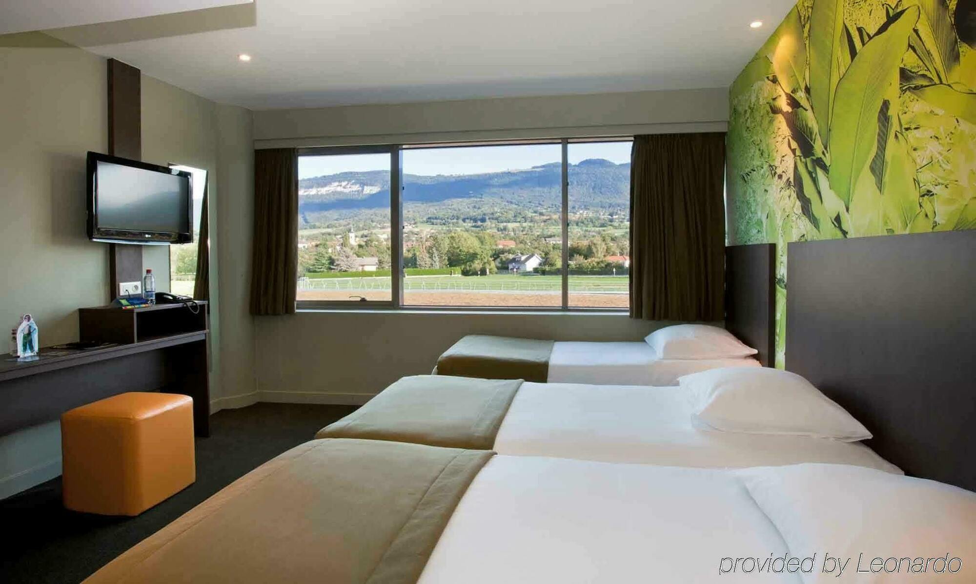 Ibis Styles Saint Julien En Genevois Vitam Hotel Neydens Room photo